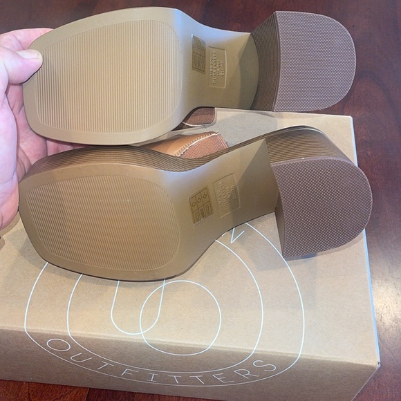 Urban Outfitters Paloma Mule Brown platform shoes size 7 - Picture 7 of 13